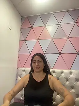 Snapshot of juliana_diaz chatting on 11, 9, 2025 juliana diaz online show from 11, 9, 2025