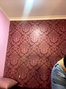 Snapshot of juliana_diaz chatting on 22, 11, 2025 juliana diaz online show from 22, 11, 2025