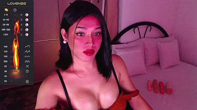 deliciouskelly online show from 8, 10, 2025