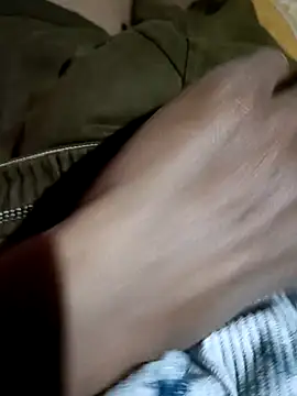 Snapshot of hq9870a chatting on 5, 2, 2025 hq9870a online show from 5, 2, 2025