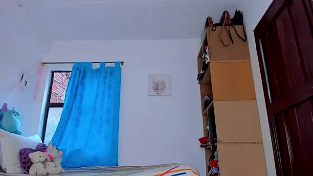 AlondraDiossa03 online show from 8, 11, 2025