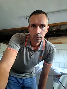 Snapshot of Geiler-boy313 chatting on 10, 7, 2026 Geiler-boy313 online show from 10, 7, 2026