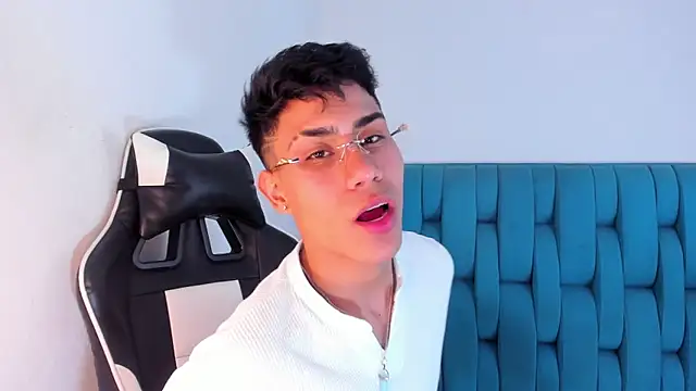 AlanNaughty online show from 10, 2, 2025