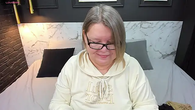 Shannonshine online show from 6, 3, 2025