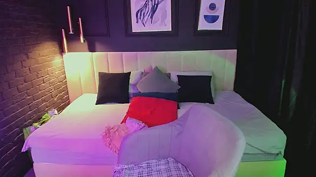 Shannonshine online show from 6, 4, 2026