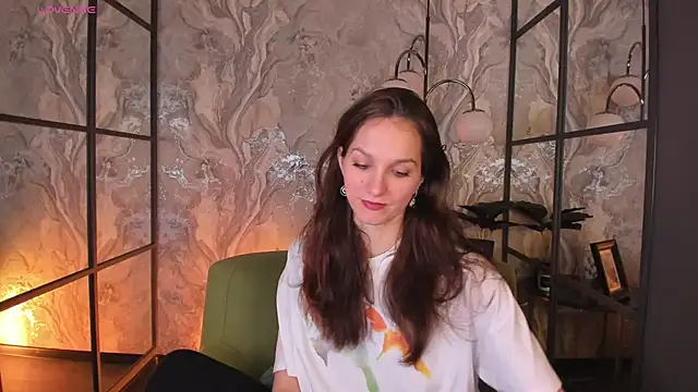 MirandaGlow online show from 18, 3, 2025