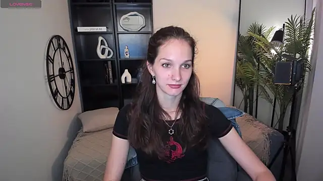MirandaGlow online show from 20, 6, 2026