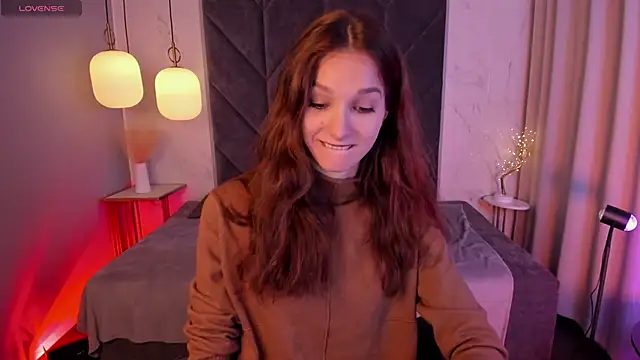 MirandaGlow online show from 14, 12, 2025