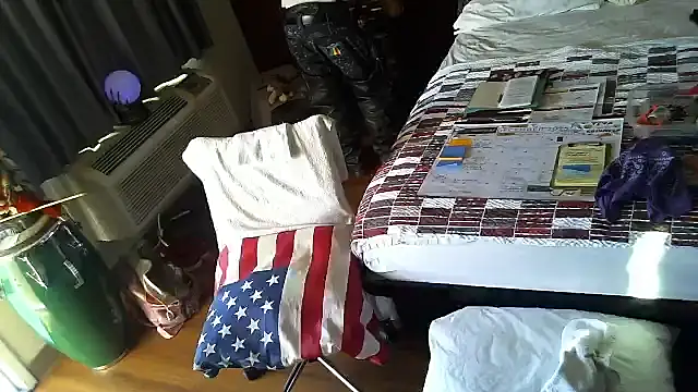 mycock2474u online show from 30, 11, 2025