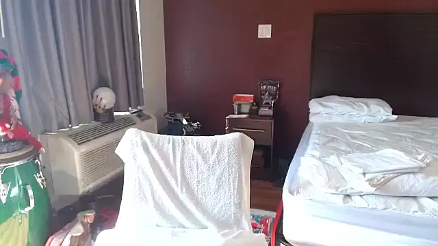 mycock2474u online show from 18, 11, 2025