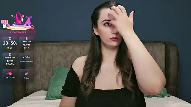 IamMolly online show from 5, 11, 2025