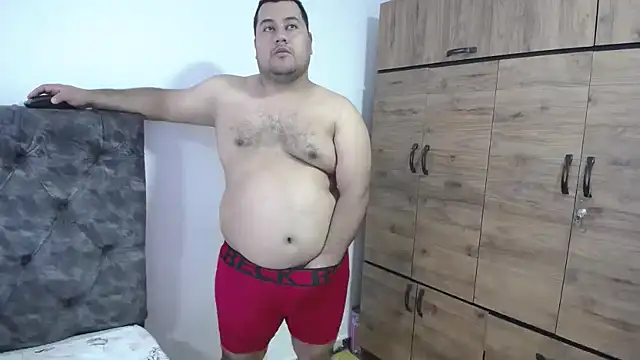 Snapshot of santi_hothot chatting on 14, 10, 2025 santi hothot online show from 14, 10, 2025