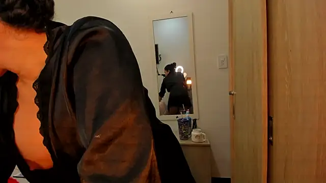 carolgaita online show from 5, 11, 2025