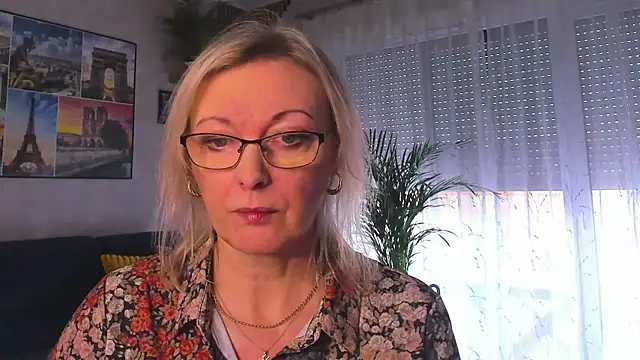 vanessa chat online show from 9, 2, 2026