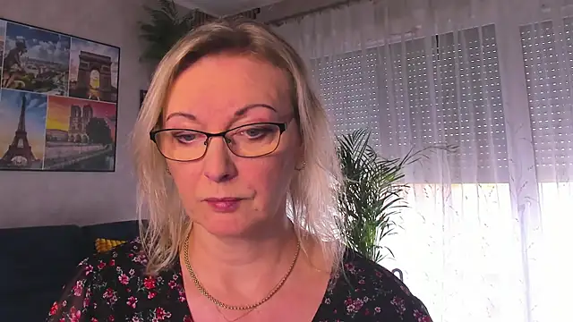 vanessa chat online show from 16, 3, 2026