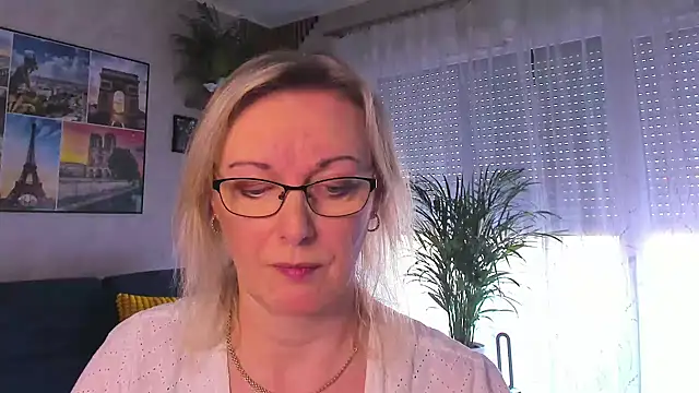 vanessa chat online show from 18, 3, 2026