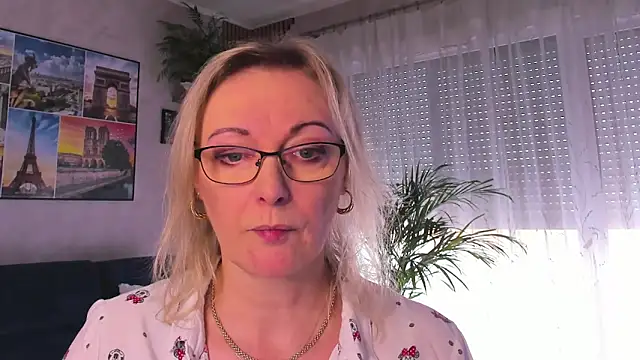 vanessa chat online show from 26, 3, 2026