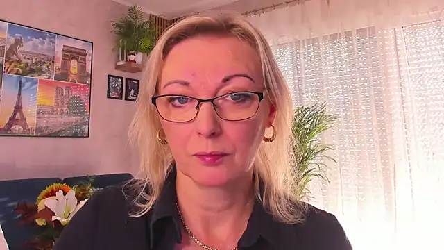 vanessa chat online show from 31, 10, 2025