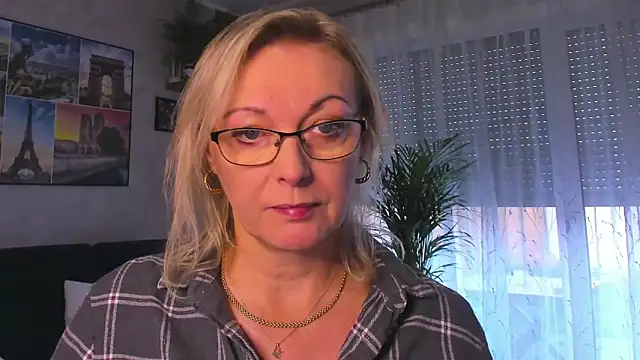 vanessa chat online show from 3, 11, 2025