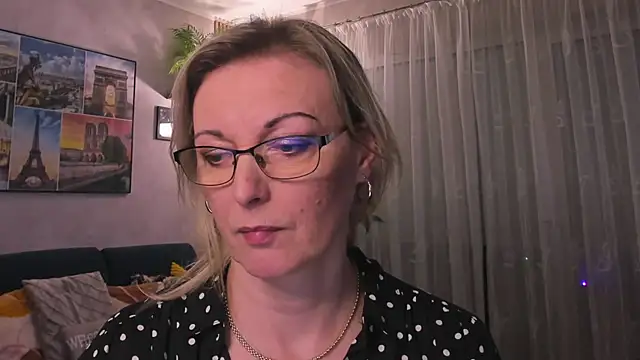 vanessa chat online show from 19, 3, 2025