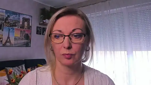 vanessa chat online show from 17, 3, 2025