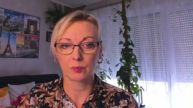 vanessa chat online show from 2, 10, 2025