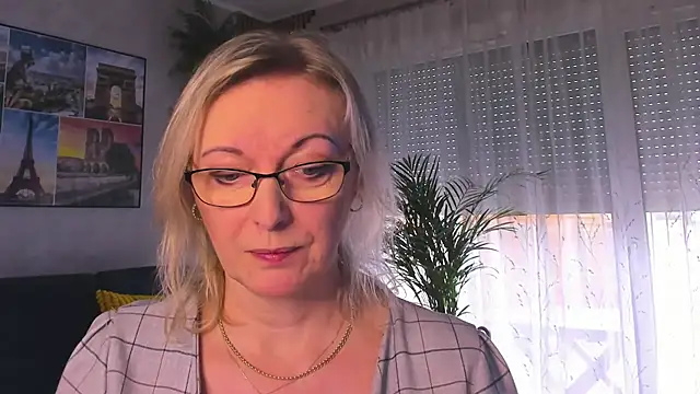 vanessa chat online show from 15, 3, 2026