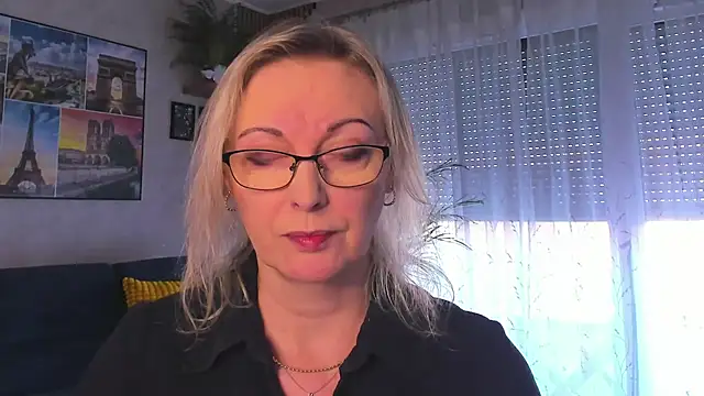 vanessa chat online show from 4, 3, 2026