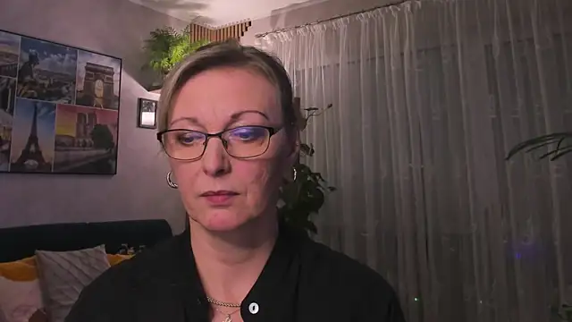 vanessa chat online show from 13, 3, 2025