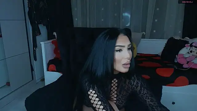 mistress meryem online show from 20, 5, 2026