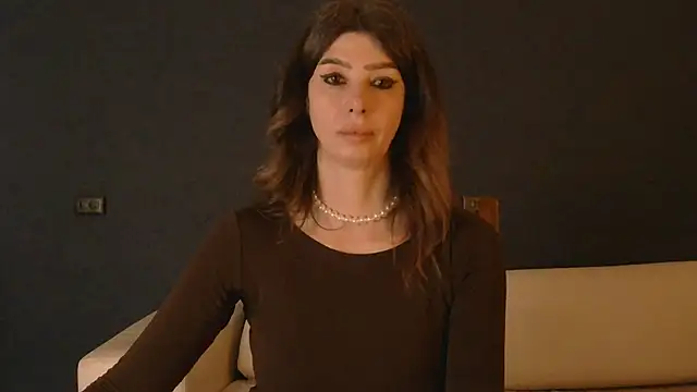 WhiteQueen888 online show from 18, 3, 2026