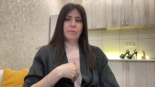 HotyWinter online show from 25, 2, 2026