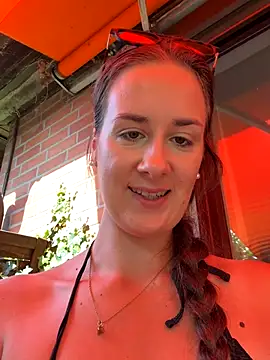 EllaMae online show from 20, 9, 2025