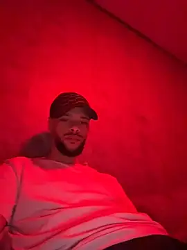 Lionayowe online show from 5, 4, 2026