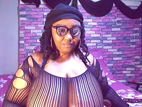 BustySavita online show from 5, 5, 2026