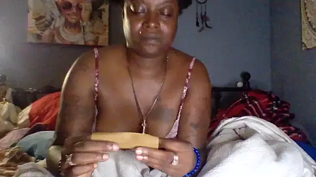 msdeedee online show from 18, 5, 2026