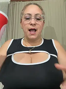 x elena x online show from 11, 3, 2025