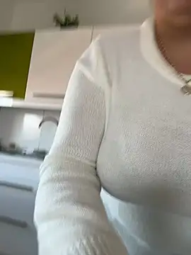 x elena x online show from 6, 3, 2025