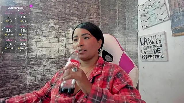 Snapshot of paola_ih chatting on 15, 7, 2026 paola ih online show from 15, 7, 2026
