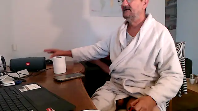 silvio-aus-luzern-CH online show from 7, 10, 2025