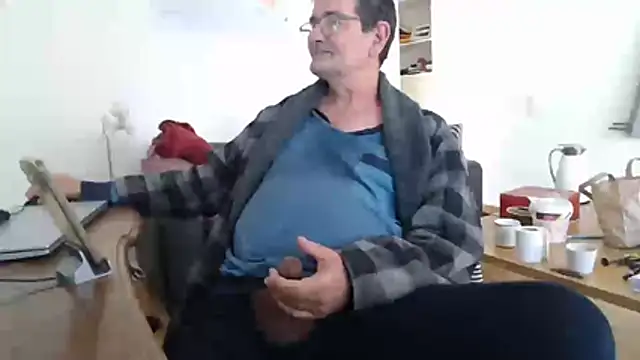 Snapshot of silvio-aus-luzern-CH chatting on 22, 3, 2026 silvio-aus-luzern-CH online show from 22, 3, 2026