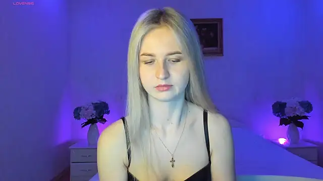 AnnaCarrera online show from 19, 3, 2025