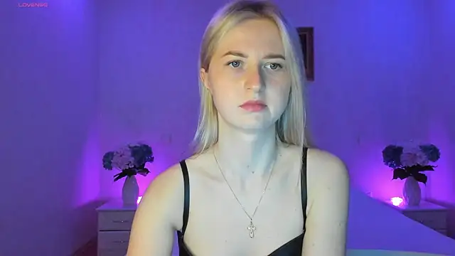 AnnaCarrera online show from 19, 3, 2025