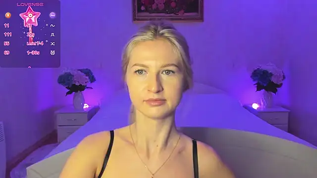 AnnaCarrera online show from 18, 11, 2025