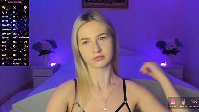 AnnaCarrera online show from 18, 12, 2025