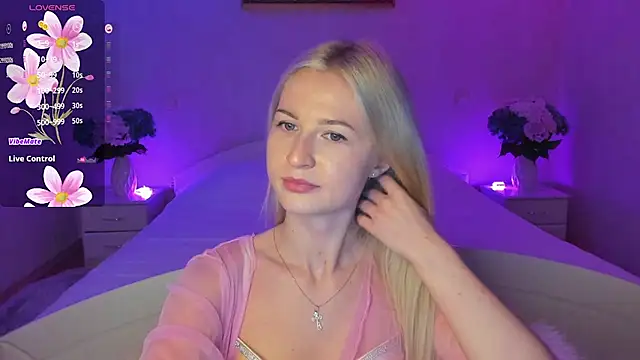 AnnaCarrera online show from 24, 10, 2025