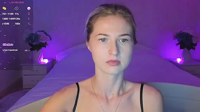 AnnaCarrera online show from 9, 9, 2025