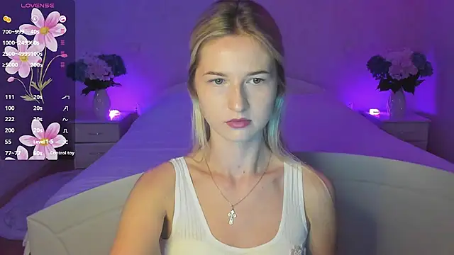 AnnaCarrera online show from 18, 9, 2025