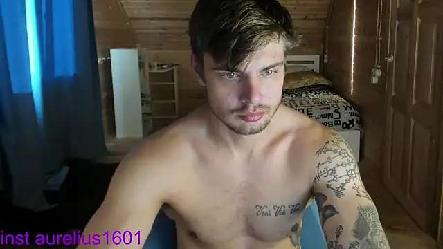 maks wolfis online show from 8, 9, 2025