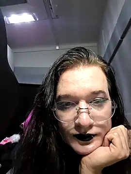 Snapshot of HotysimeHot1 chatting on 13, 11, 2025 HotysimeHot1 online show from 13, 11, 2025